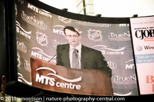 Winnipeg buys Altanta Thrashers and relocates the team BACK to Winnipeg